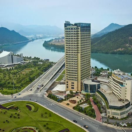 เจียนเด เพนินซูล่า ไกหาว โฮเต็ล Hotel Chun'an ภายนอก รูปภาพ