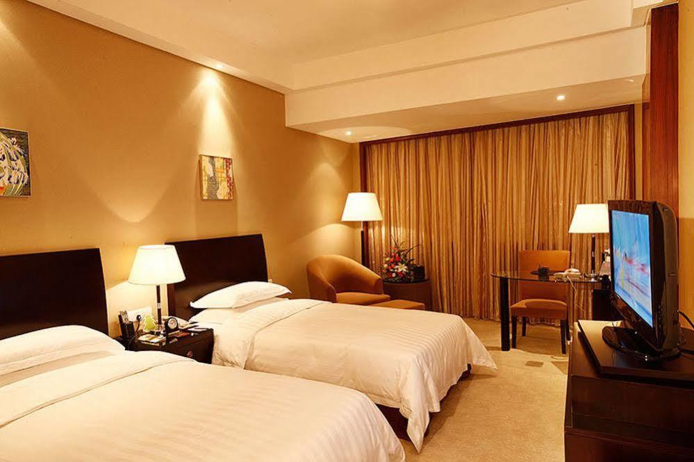 เจียนเด เพนินซูล่า ไกหาว โฮเต็ล Hotel Chun'an ภายนอก รูปภาพ